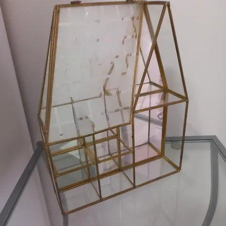 Roi De La Seine A Paris, Stade, Gare Parking Et Terrasse Saint-Denis (Seine-Saint-Denis)